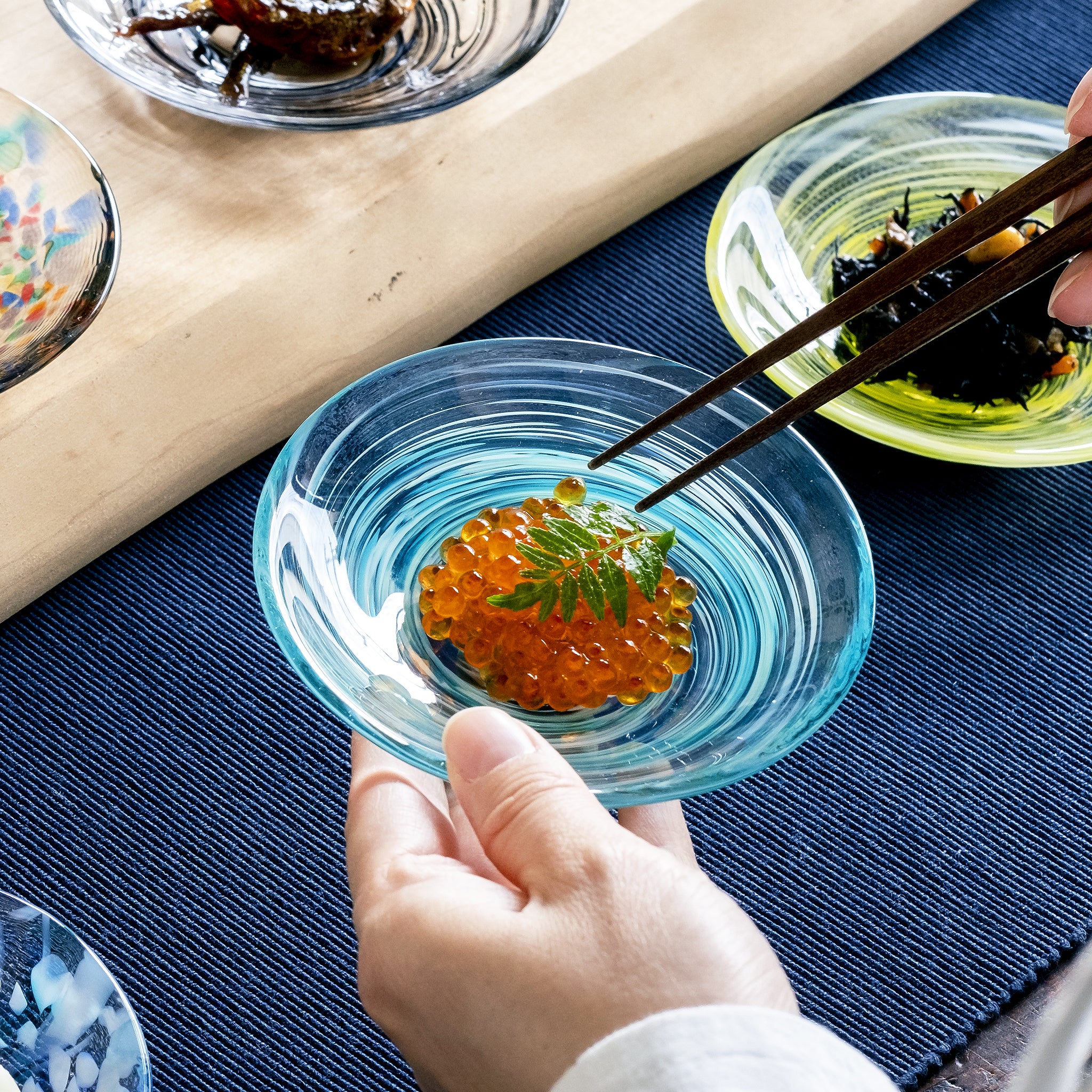 津軽びいどろ 色色豆皿 若葉 | エメラルドグリーンのおしゃれなガラス