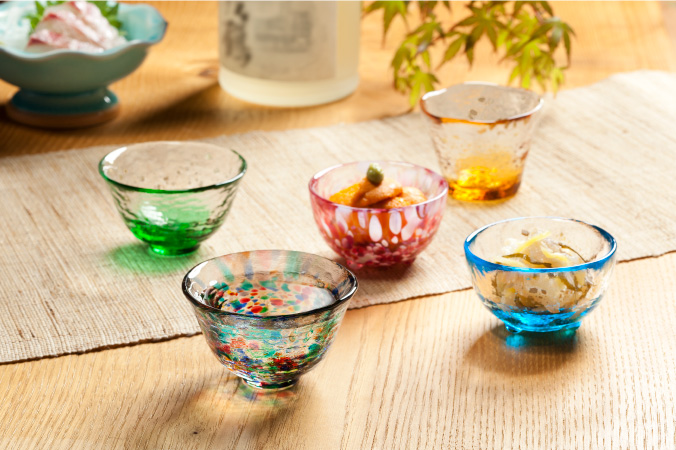 盃コレクション［12月］ | シリーズ | ハンドメイドガラスの伝統工芸品