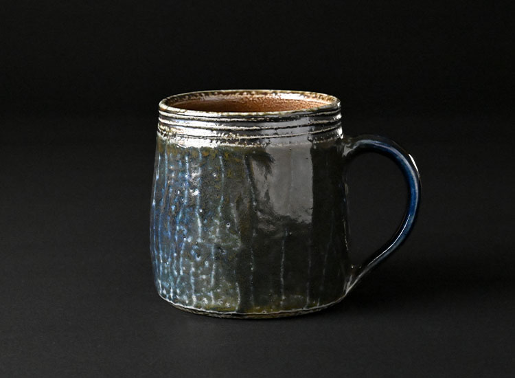 濱田晋作_塩釉紋打茶碗｜黒のつかもと｜｜益子焼つかもと｜益子焼最大