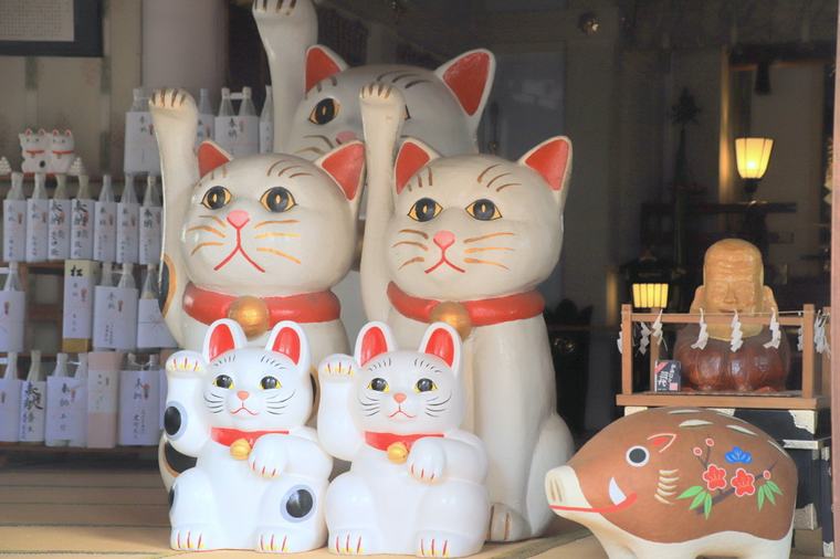 良縁祈願ならここ、浅草・今戸神社！御朱印や招き猫にも注目！ 【楽天