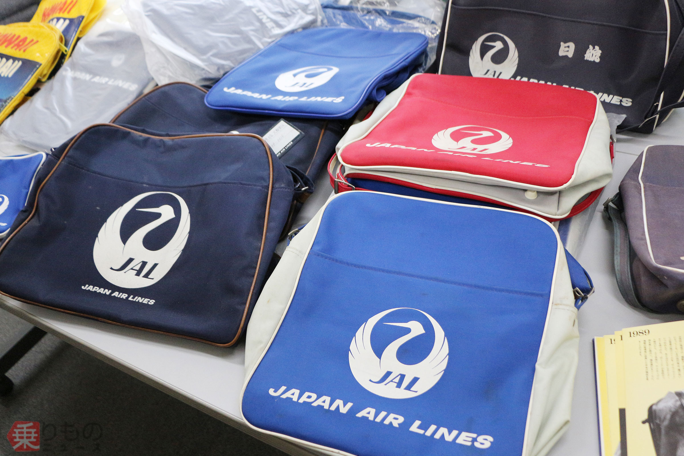 JAL 日本航空 純正パイロットケース 鞄/カバン(旧ロゴ/使用済み) JAL