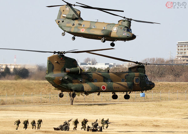 日本沈没 航空自衛隊 陸上自衛隊CH-47J チヌーク UH-60 わだつみ 1