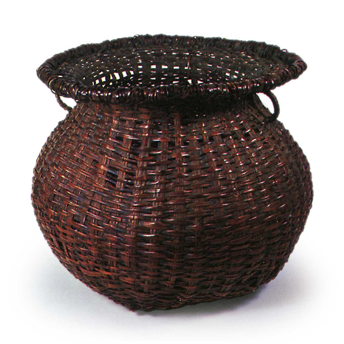 耳付籠花入 みみつきかごはないれ | 鶴田 純久の章 お話