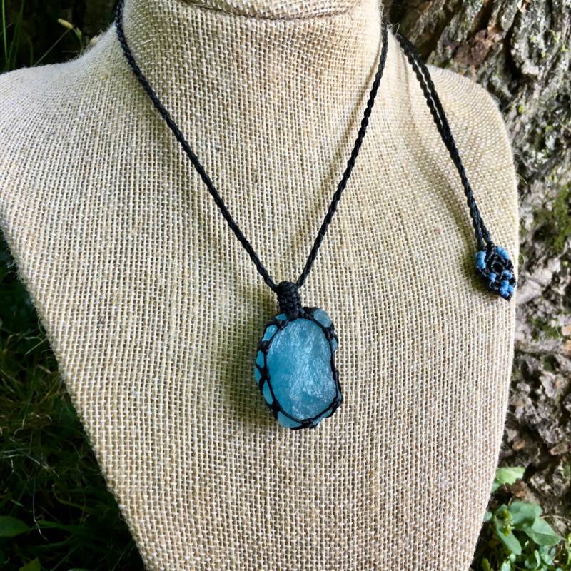 1点物 富・幸福のシンボル 天然アクアマリン原石ネックレス