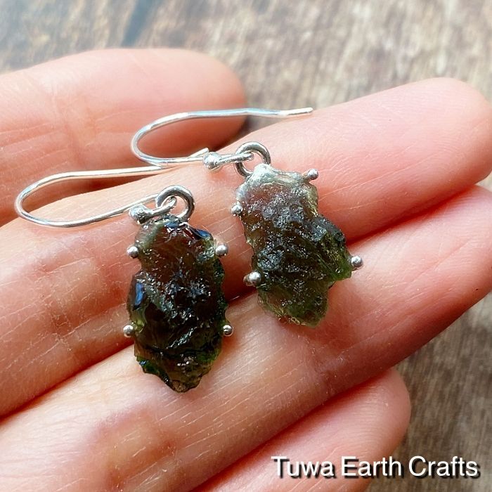 開運・夢の実現・ヒーリング】宇宙から来た希少石 モルダバイト原石