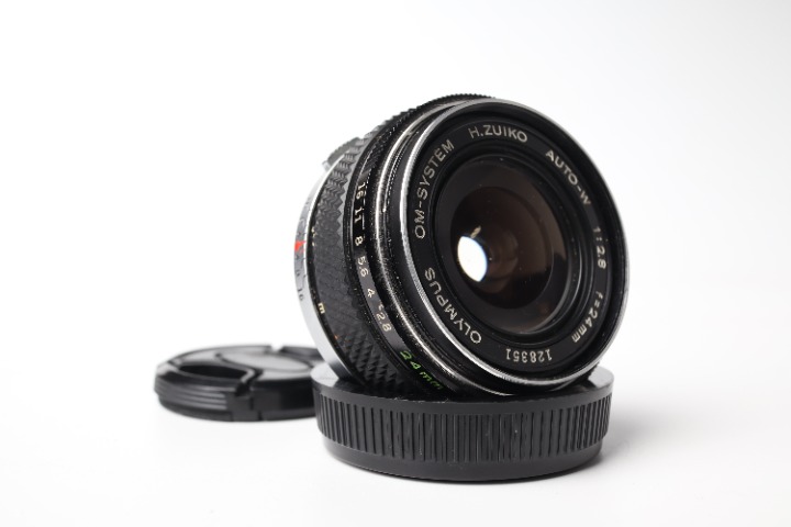 Olympus OM-System H. Zuiko Auto-W 24mm F2.8 Wide Angle MF Lens