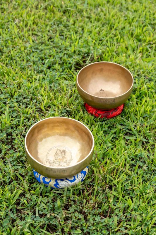 ヨガや瞑想に。仏教由来の神様のデザインの刻印が刻まれた、100