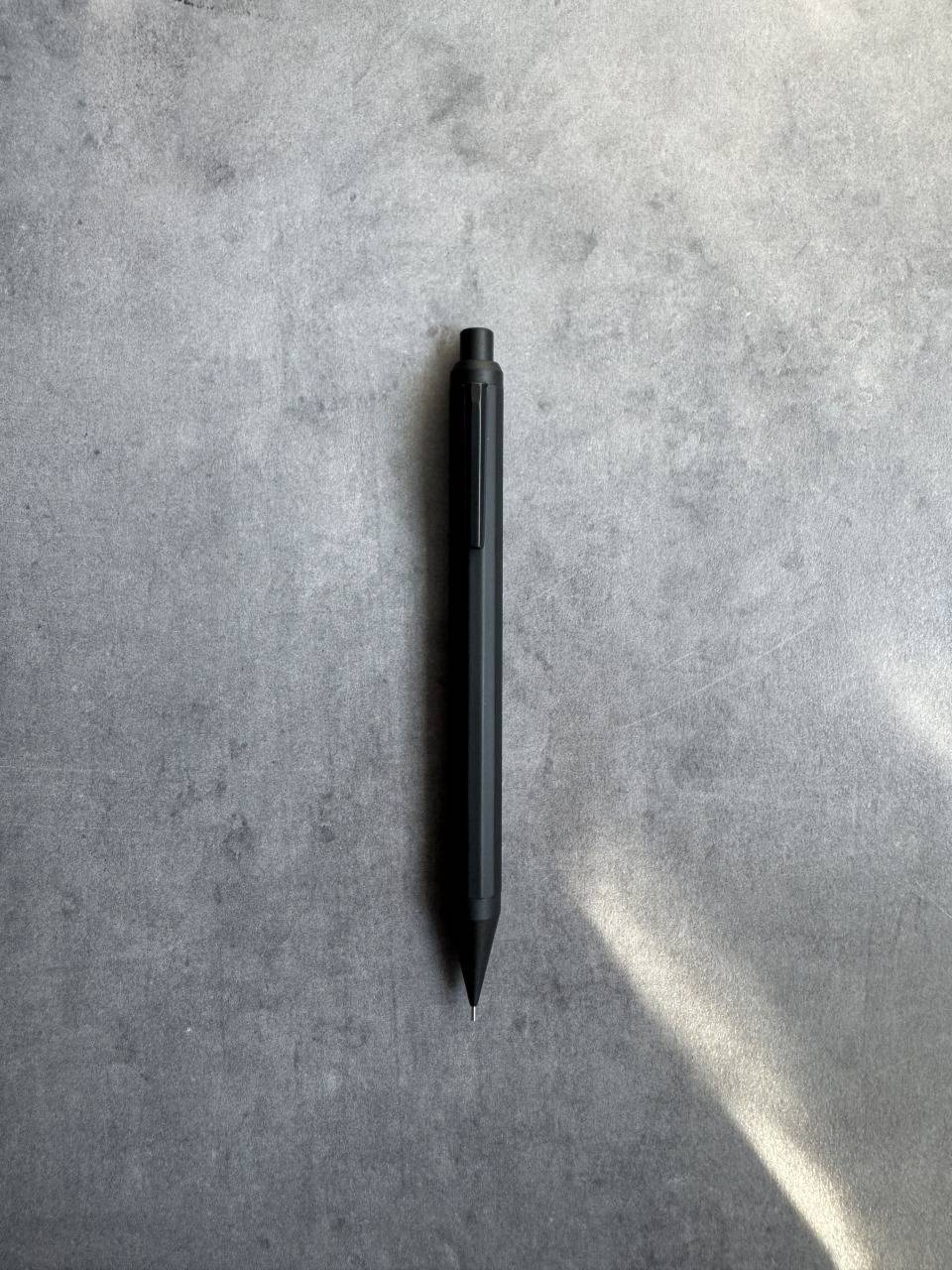 seasar gravium しーさー グラビウム 高級シャープペン GRAVIUM｜重い