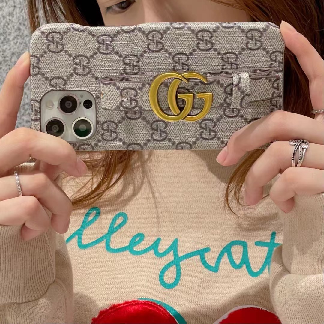 ✨未使用✨GUCCI iPhone13pro GG スプリーム スマホケース