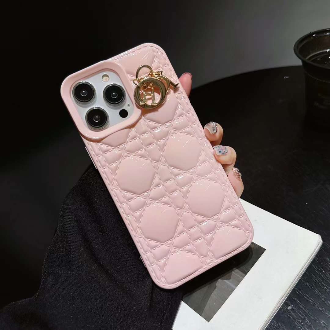 Dior】iPhone 14 Proケースカナージュ
