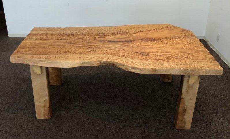 栃虎杢table | 無垢一枚板「栃」テーブル【上杉木材店】岐阜で創業70年