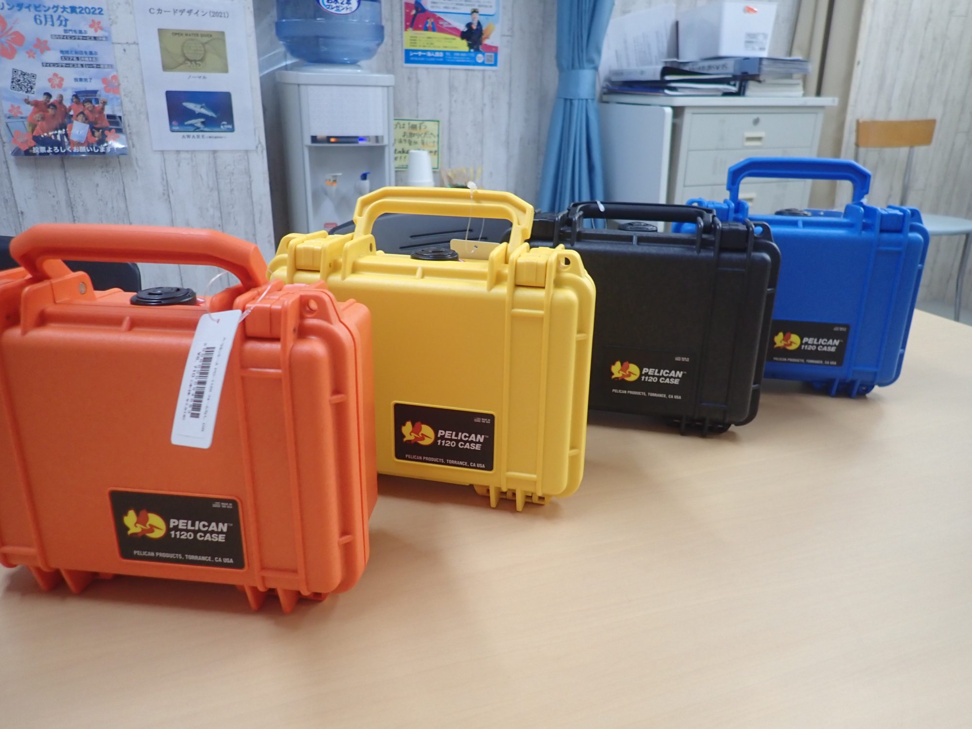 ペリカンケース 1120 売れ筋 デザートタン 防水ケース フォーム付き