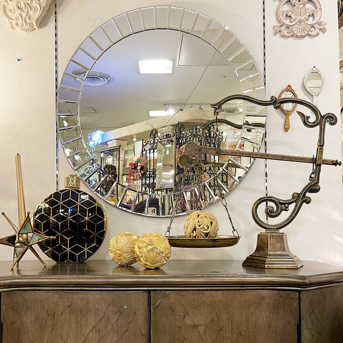 インテリア オブジェになる大きい天秤スケール 真鍮（イタリア製