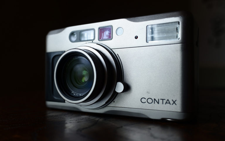 フィルムカメラ Contax tvs お散歩フィルムカメラに最適なContax TVS