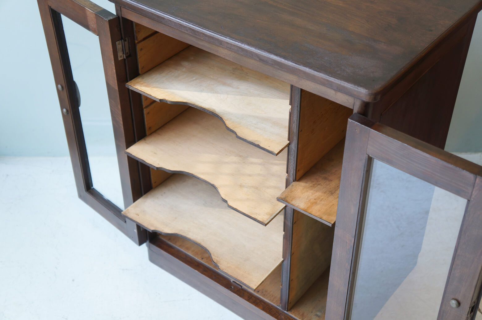 ヴィンテージ ガラスキャビネットレコードラック 飾り棚 / Vintage