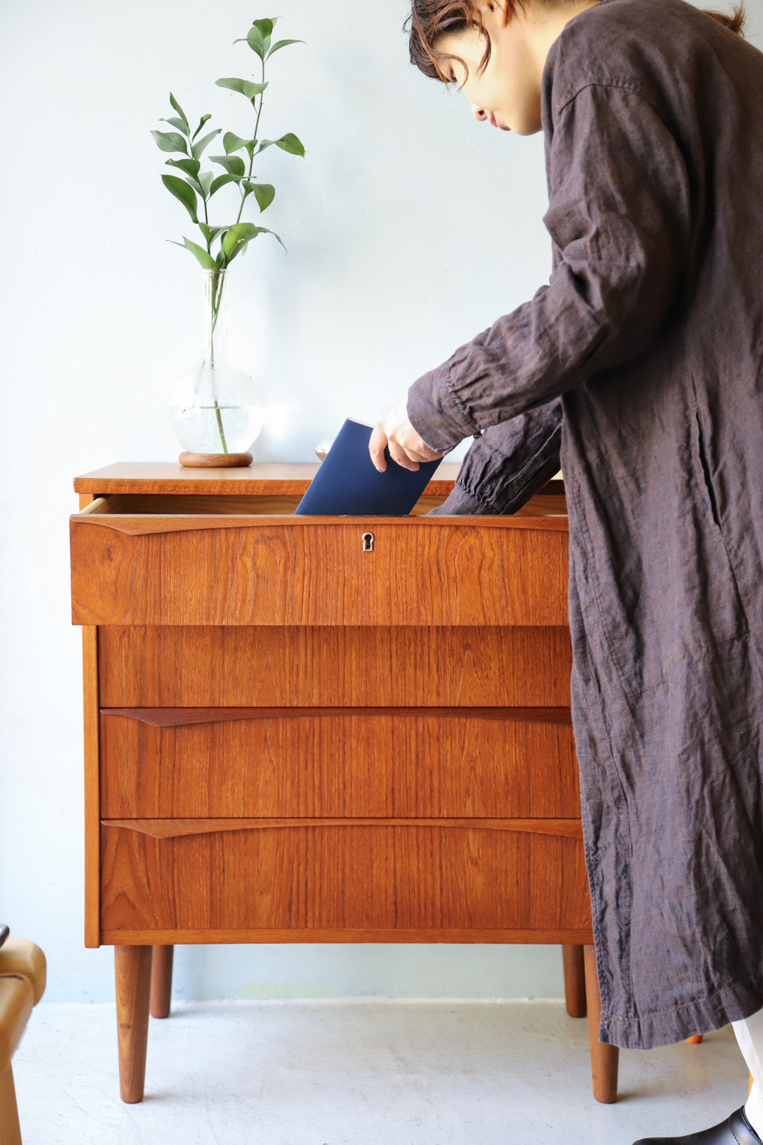 激安直営店 チェスト デンマークヴィンテージ 4段 北欧家具 収納