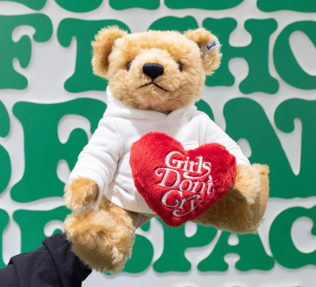 Girls Don`t Cry × Steiff Plush Doll Girls Don`t Cry × Steiff Plush