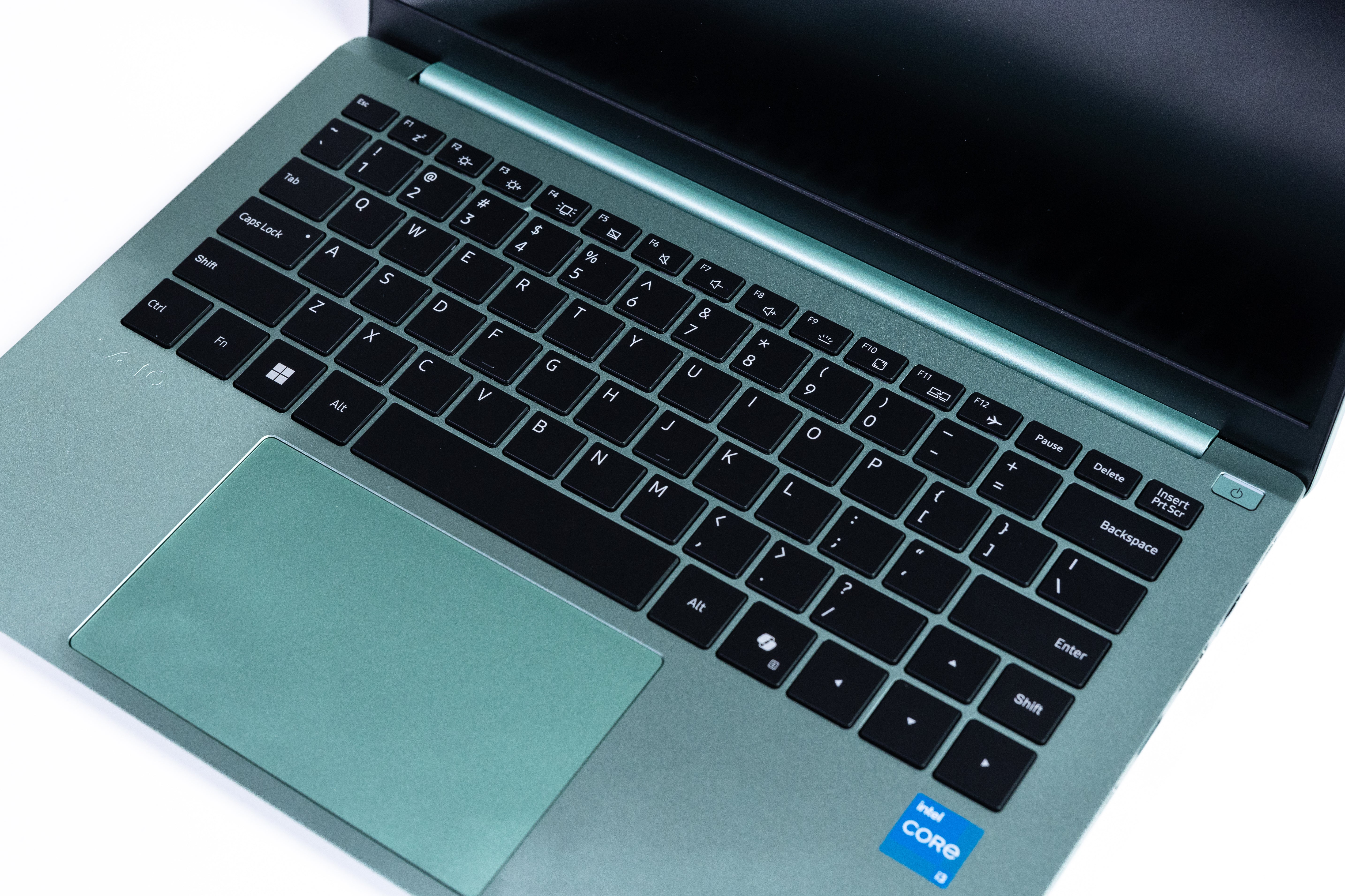 VAIO 14インチ フルHD i3-1005G1 8GB Nvme128GB VAIO 14インチ フルHD