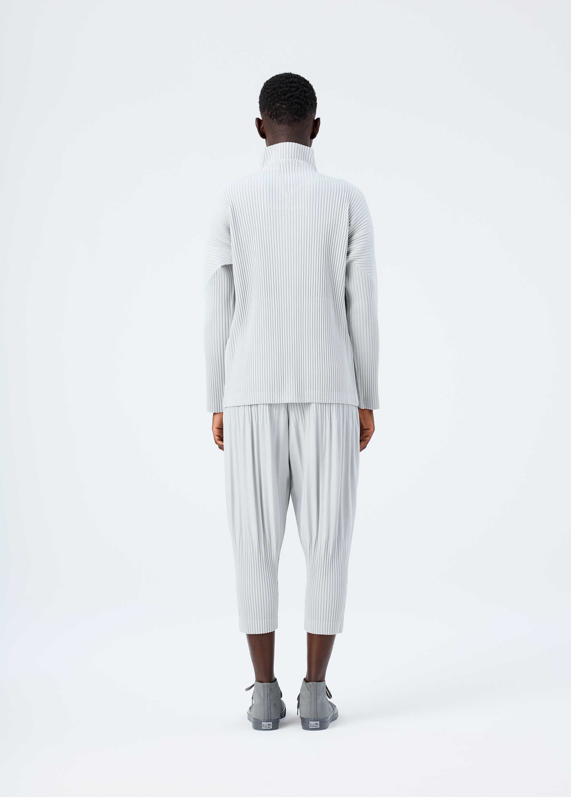 BASICS – ISSEY MIYAKE ONLINE STORE