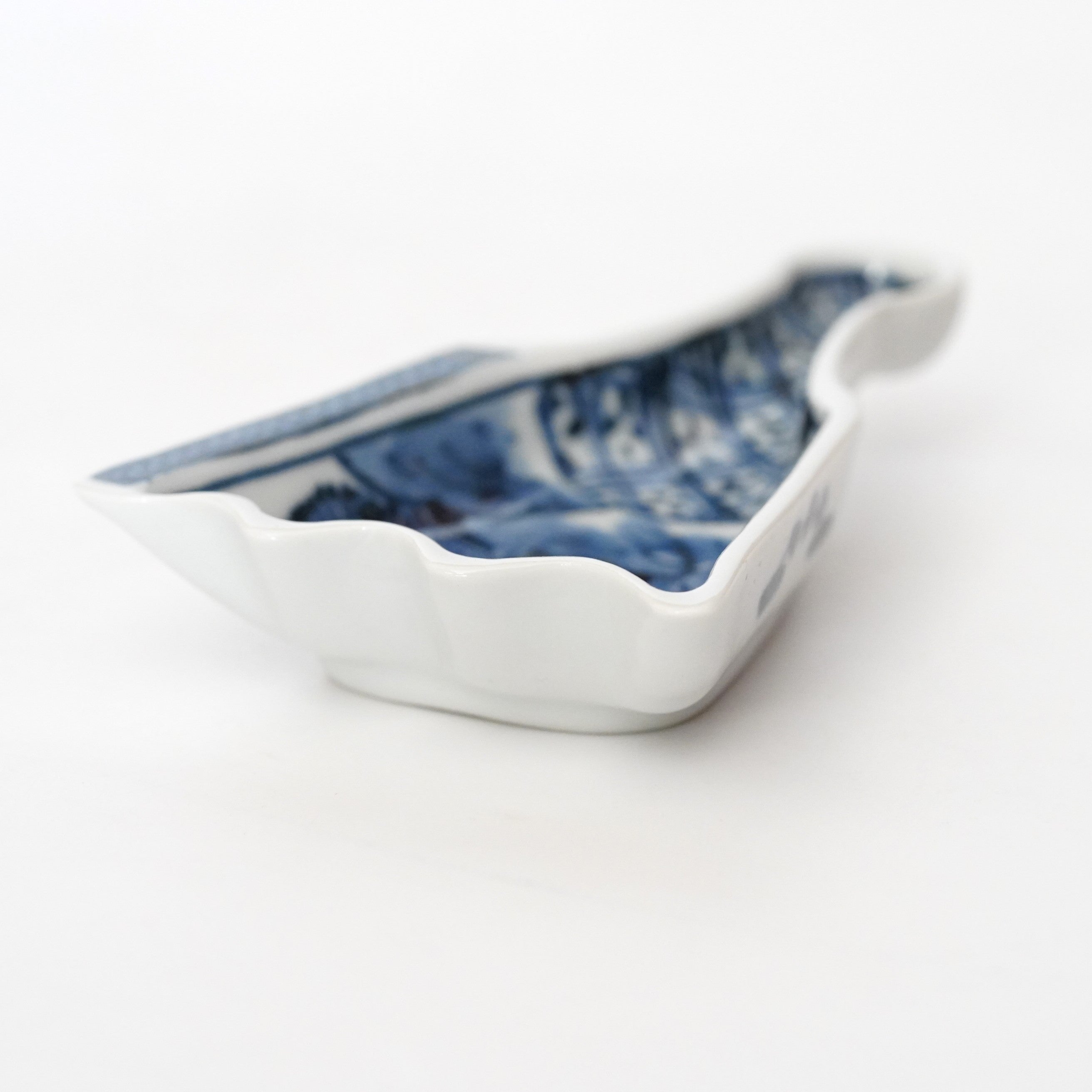 染山水半扇小付 – うつわ御結