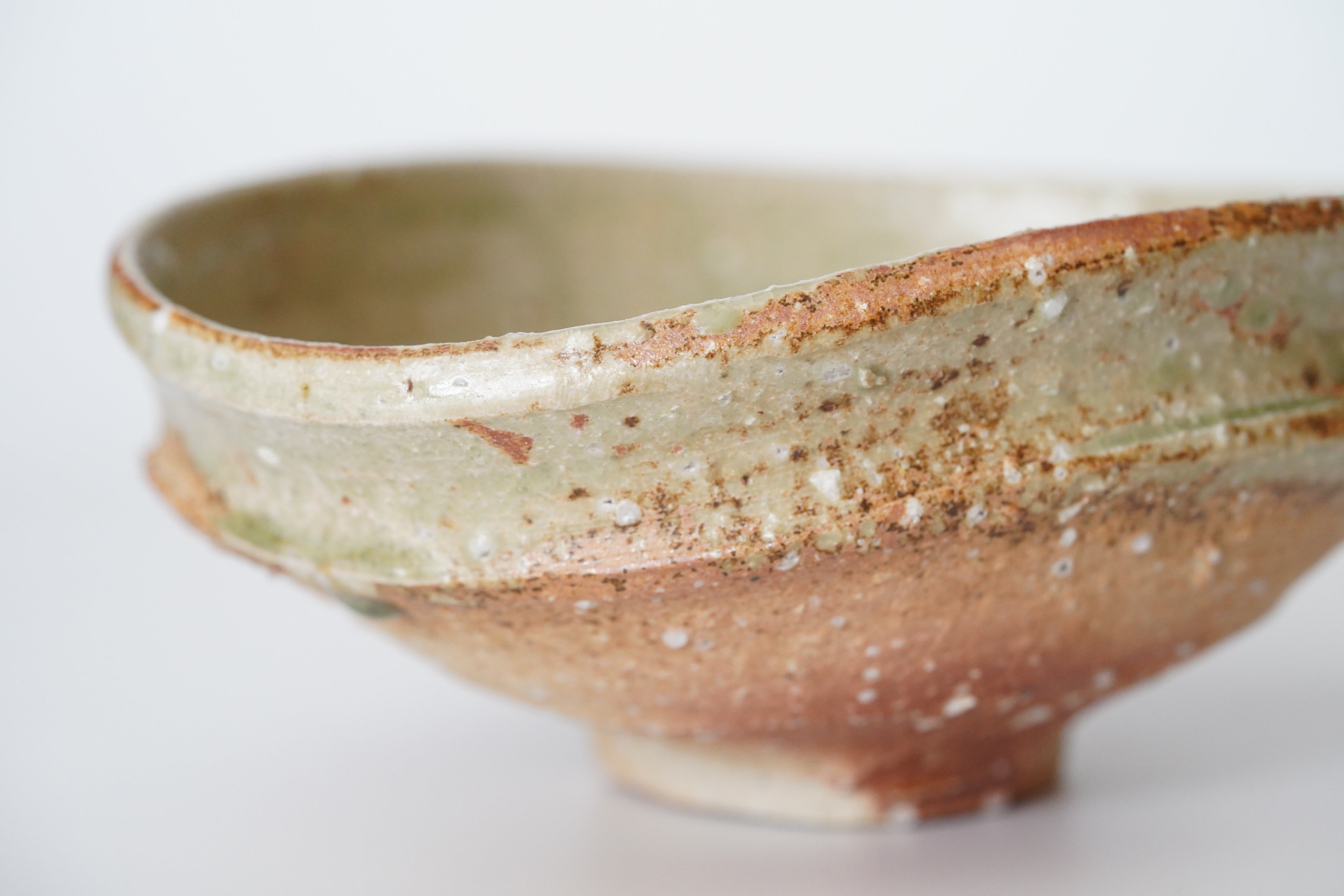 辻村 塊】伊賀沓鉢 大 – うつわ御結