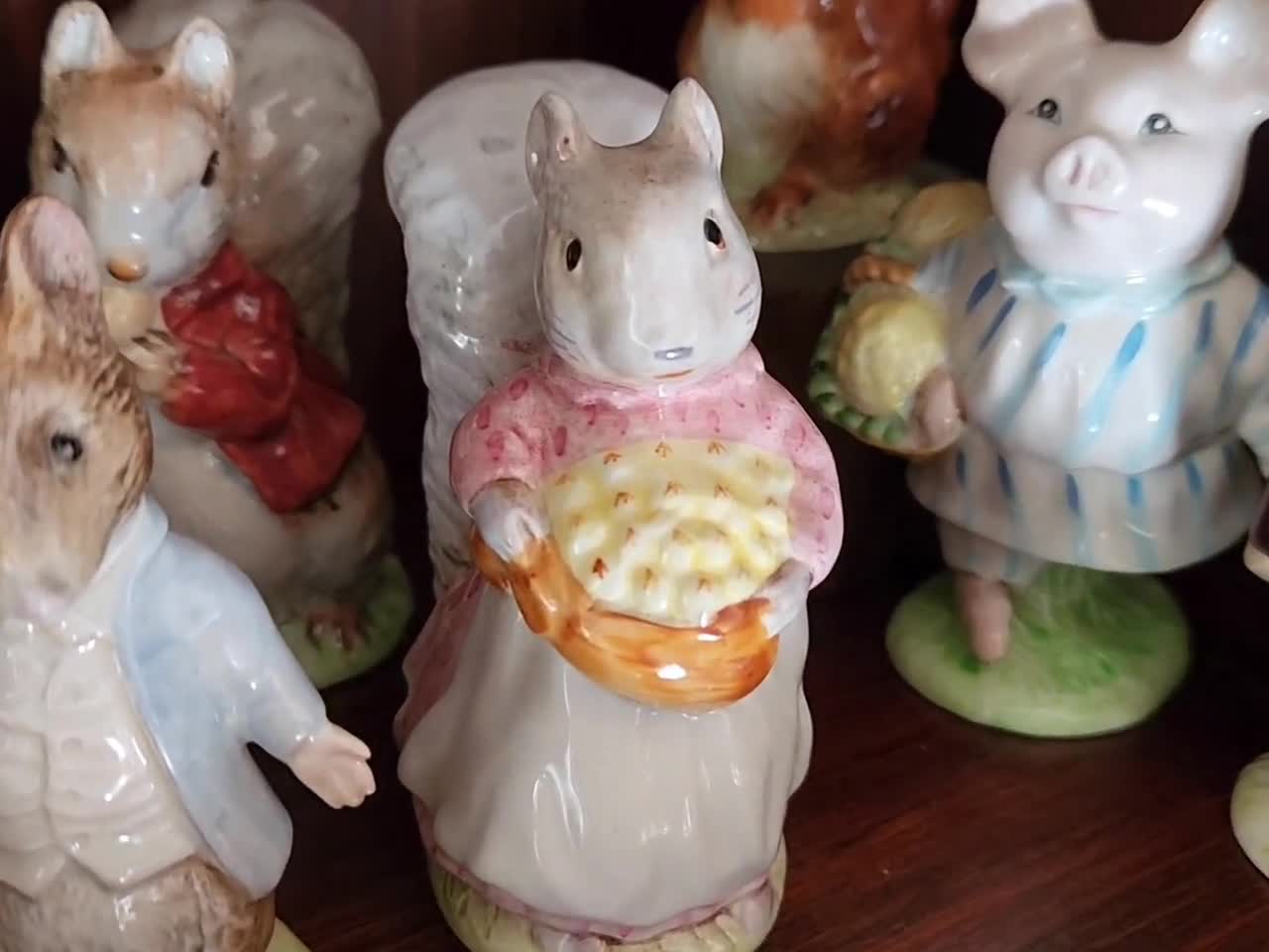 BESWICK ENGLAND Goody Tiptoes 陶器オブジェ BESWICK ENGLAND Goody