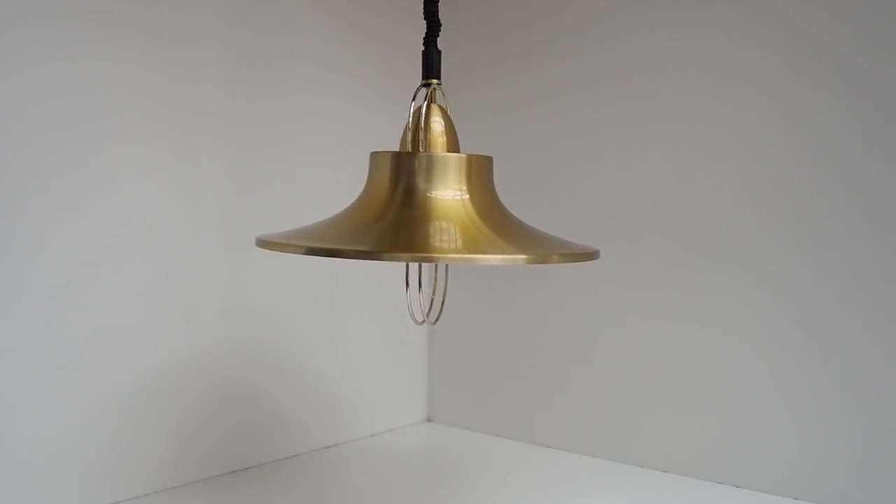 美しいヴィンテージ真鍮ペンダント - 1960年代のデンマークの照明
