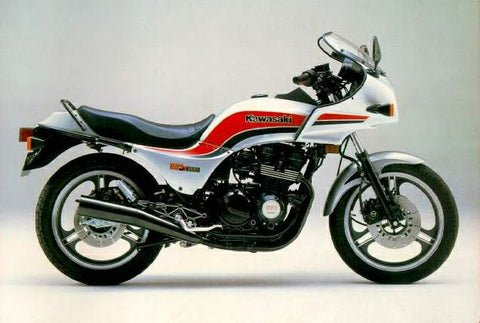 Kawasaki GPZ 550 ZX – Ventura MCA