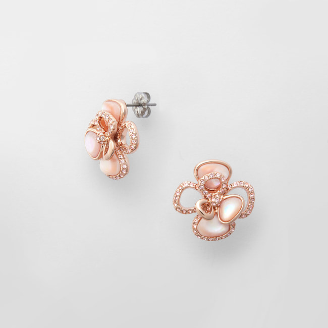 VBMA4009__P2 シェル ローズ ピアス｜ピアス｜ヴァンドームブティック