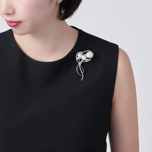 VENDOME BOUTIQUE 貝パール ブローチ ヴァンドームブティック VBPV3013