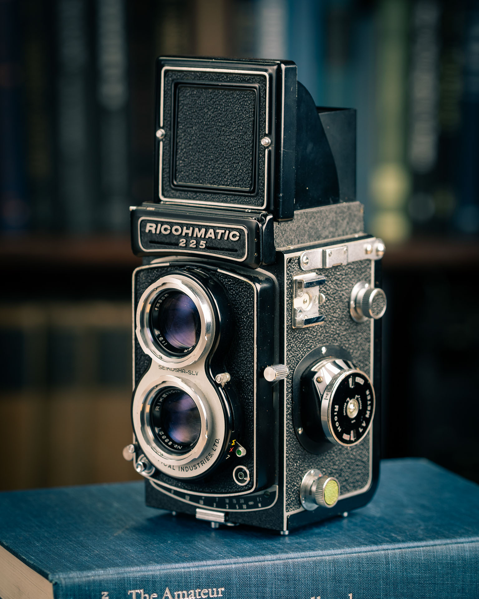 The Ricohmatic 225 – an Underrated Classic? – Vintage Camera Digest