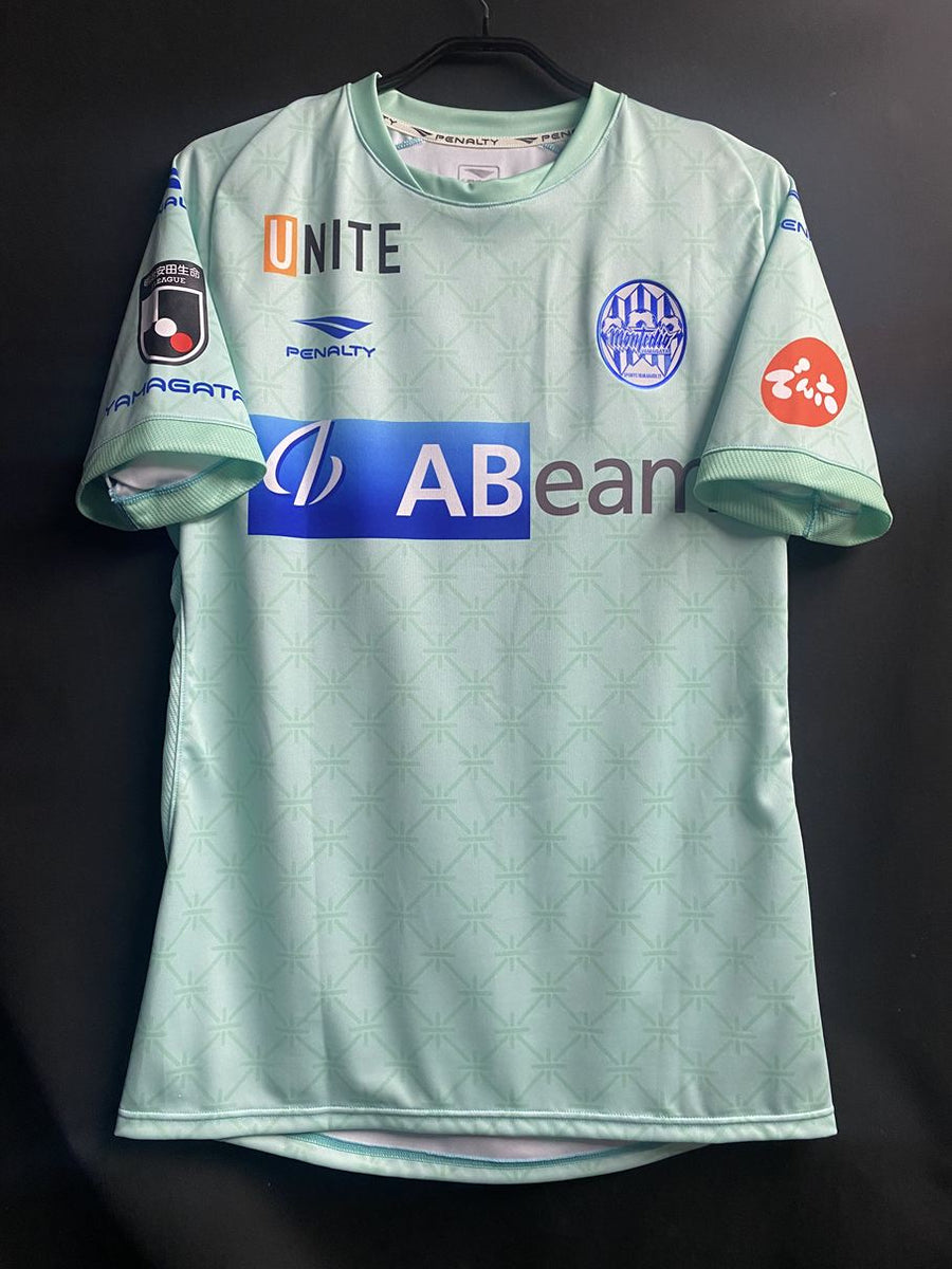 モンテディオ山形 – Vintage Sports Football Store