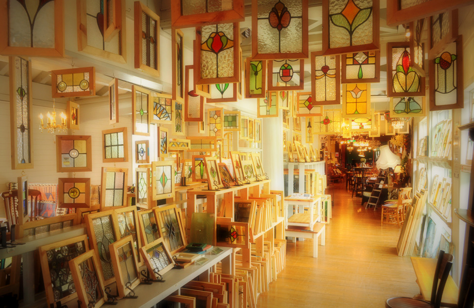 アンティーク家具と雑貨のお店 ビクトリアンクラフト