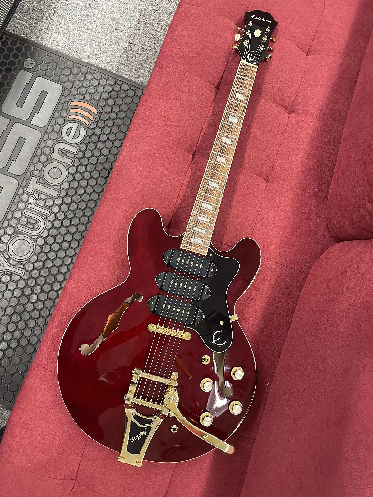 Epiphone Riviera P93 BP ブラック ジャンク Epiphone Riviera P93 BP