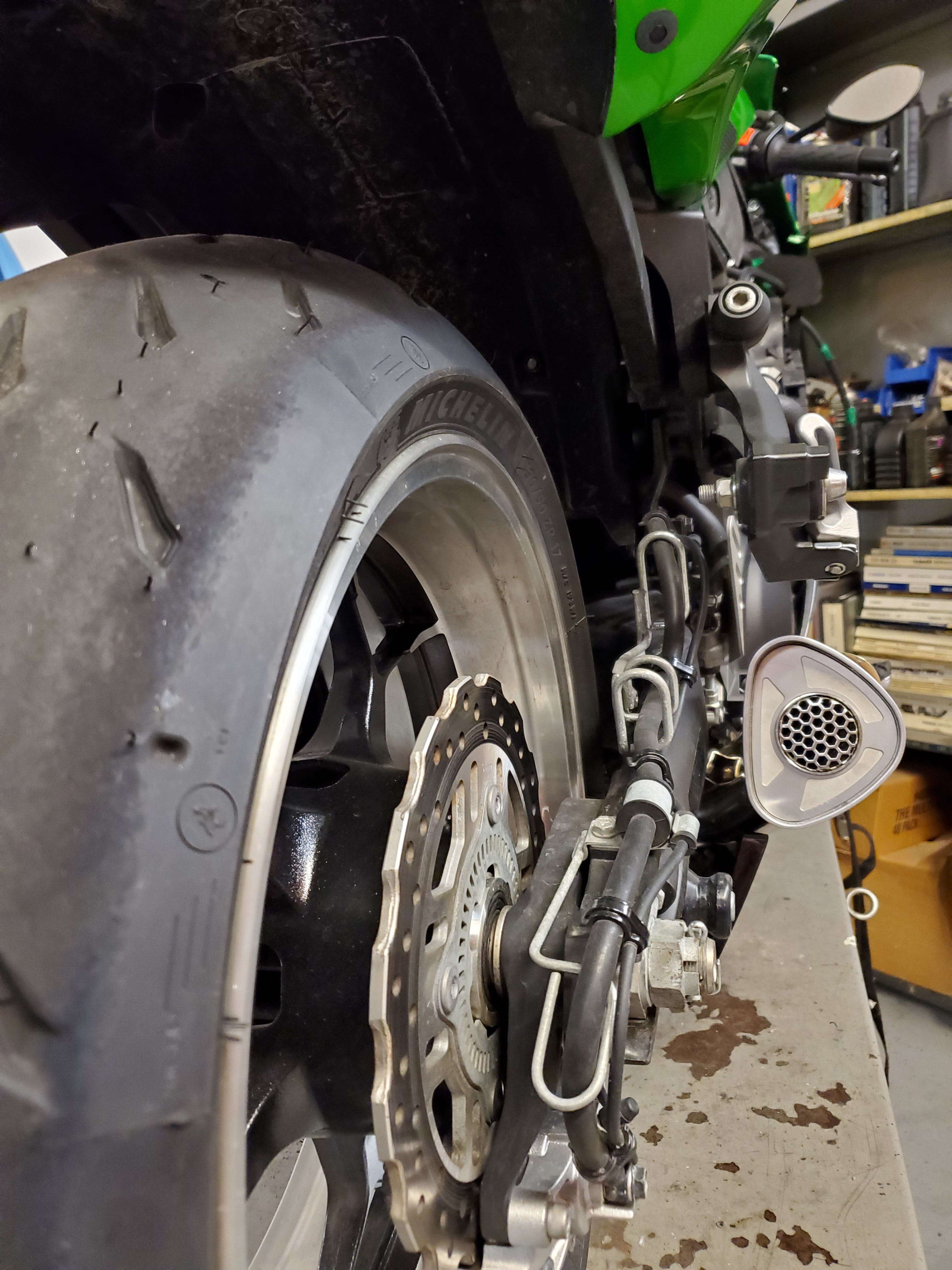 Monamo MOJO ZX14 ZX14R 06-25 4 INTO 1 BLACK VMJEFSZX14K6B* – VooDoo