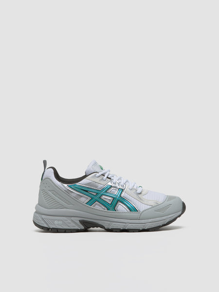 ASICS - x Hidden NY GEL-VENTURE 6 SHIELD Sneaker in White & Wasabi