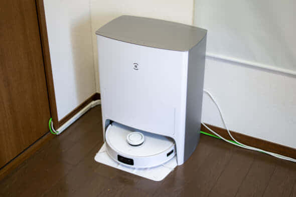 ECOVACS T10 OMNI ロボット掃除機が登場、自動ゴミ収集＋水拭きモップ