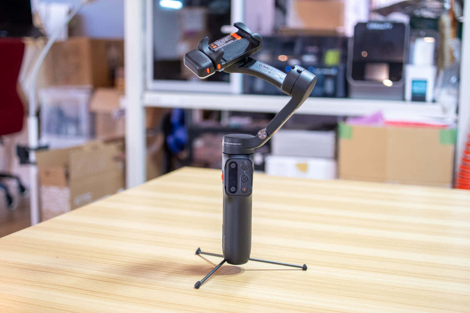 Hohem iSteady V3ジンバルがスマホ撮影を進化する、カメラの可能性を
