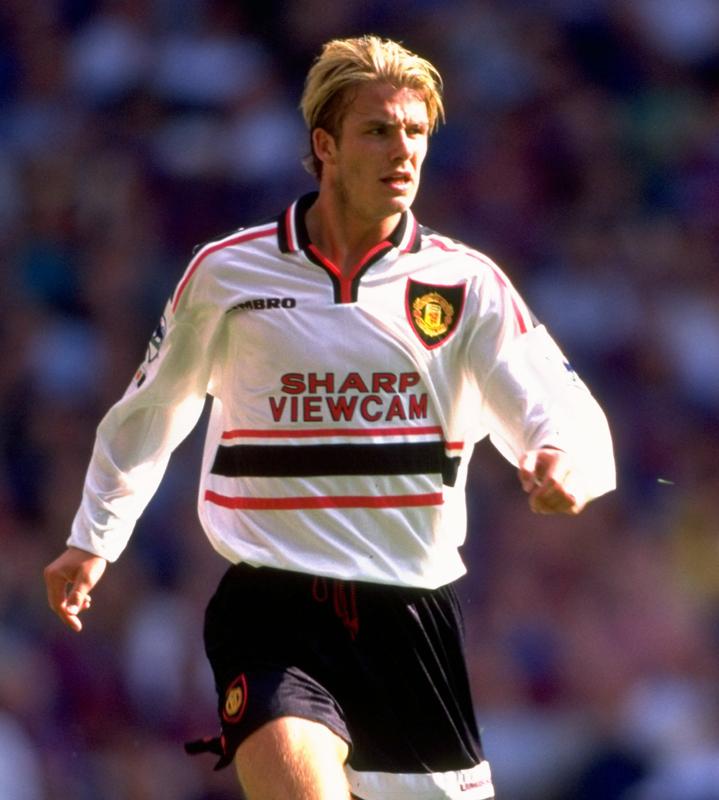 もはや伝説の“SHARP”時代！マンチェスター・U「1997-99アウェイ