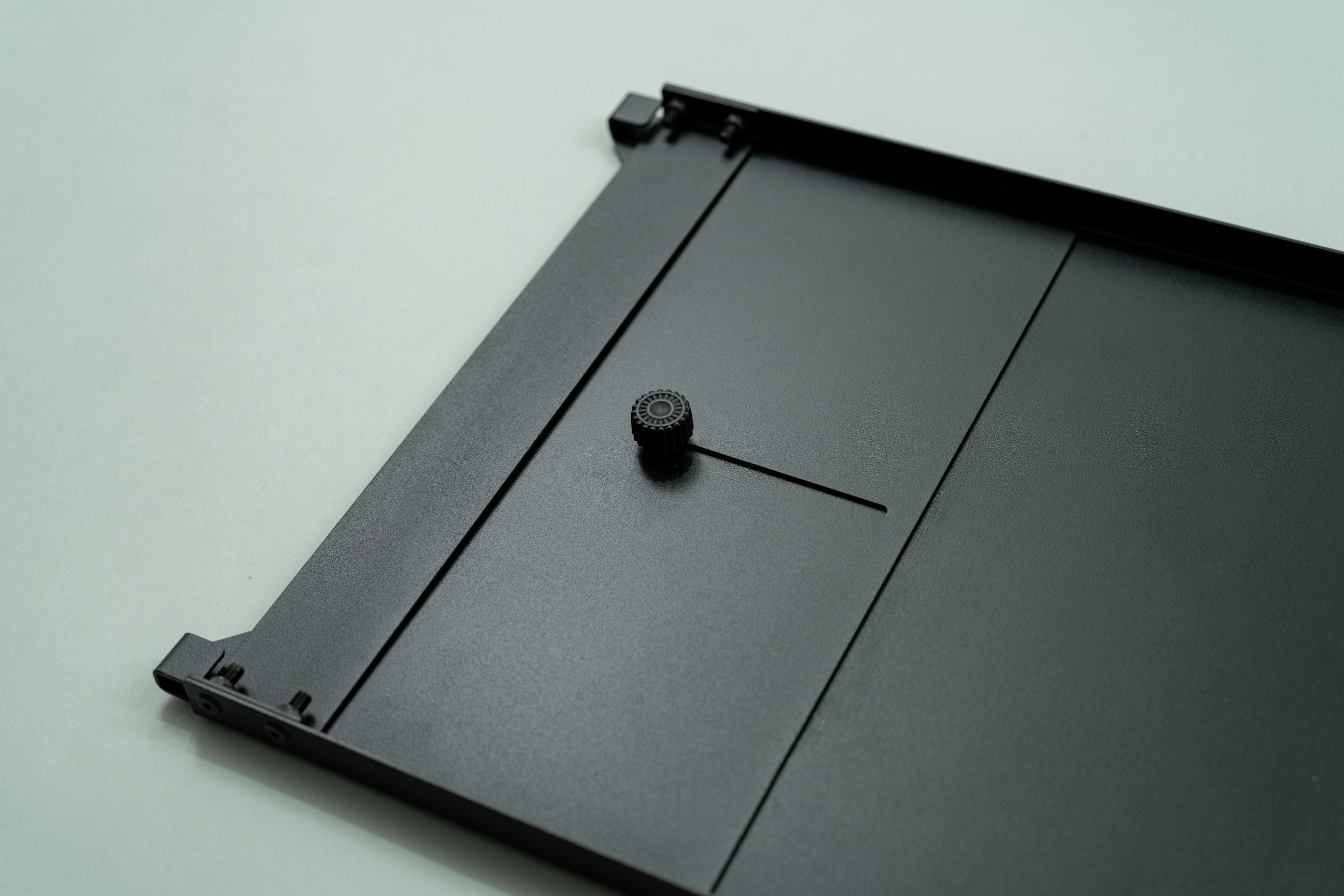 WANTKEY STG TABLE DECK2 – WANTKEY CAMP