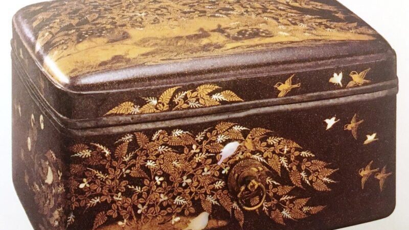 国宝-工芸｜秋野鹿蒔絵手箱［出雲大社/島根］ | WANDER 国宝