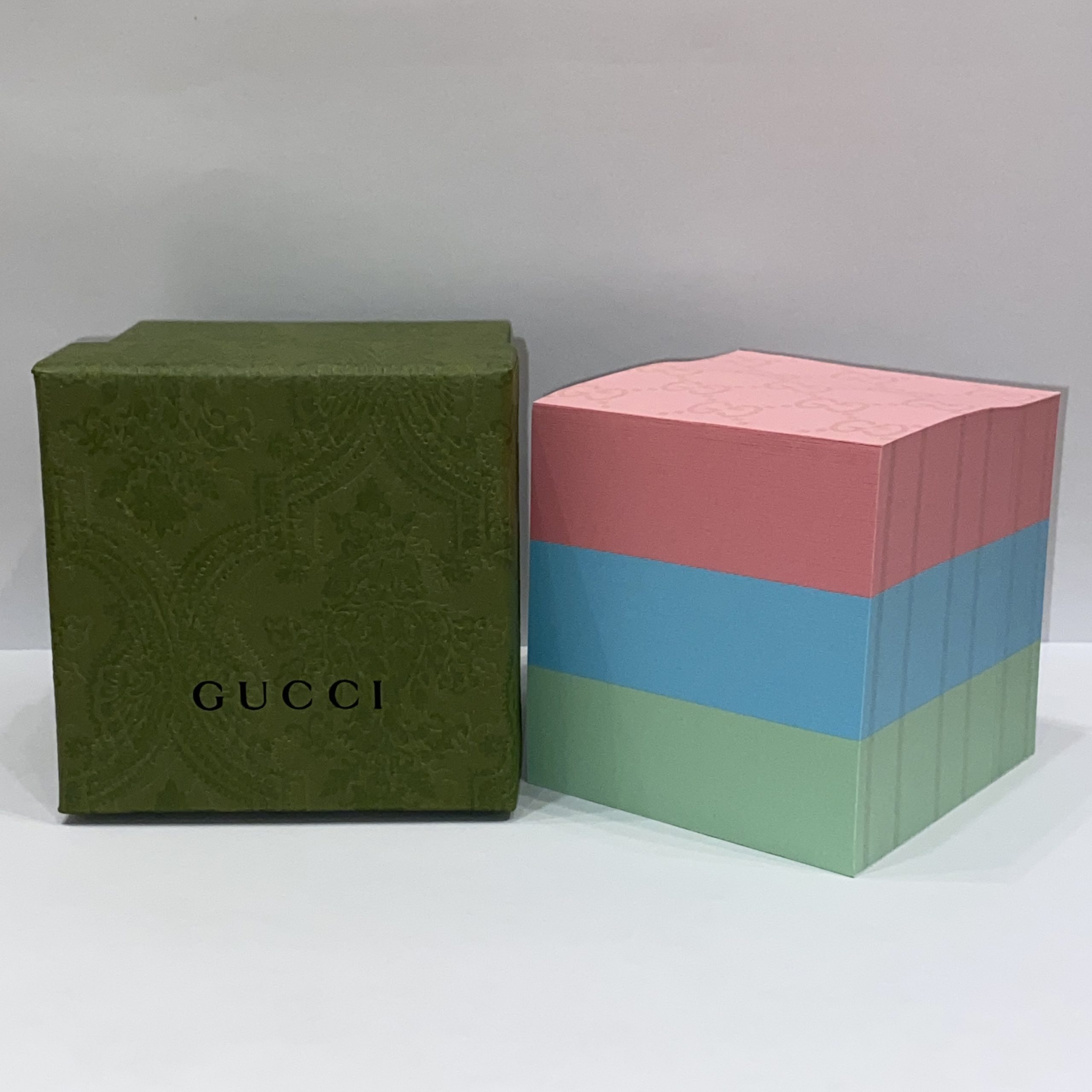 GUCCI/グッチ】ノベルティ 付箋/メモ帳 GG柄 ロゴ 正方形 | わかば南砂