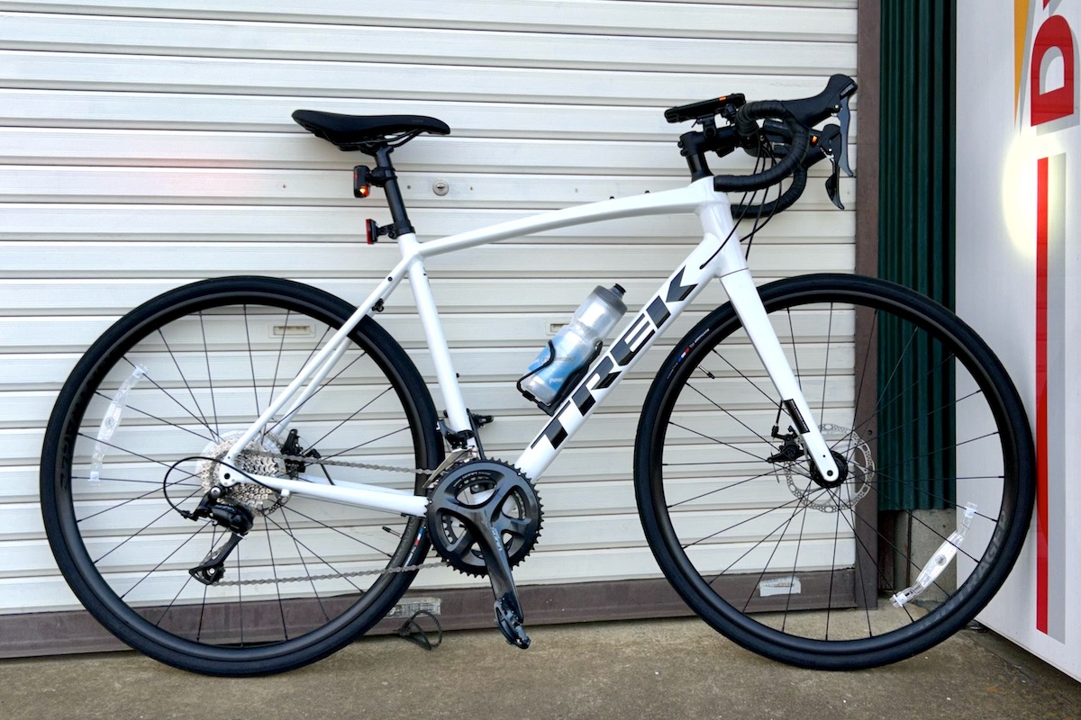 これが今どきのロードバイクエントリーモデル – TREK Domane AL 3 Disc