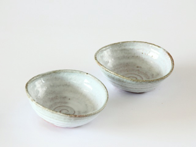 萩焼白掛け楕円小鉢 - 【おとなの和食器屋 さんすい通販本店】