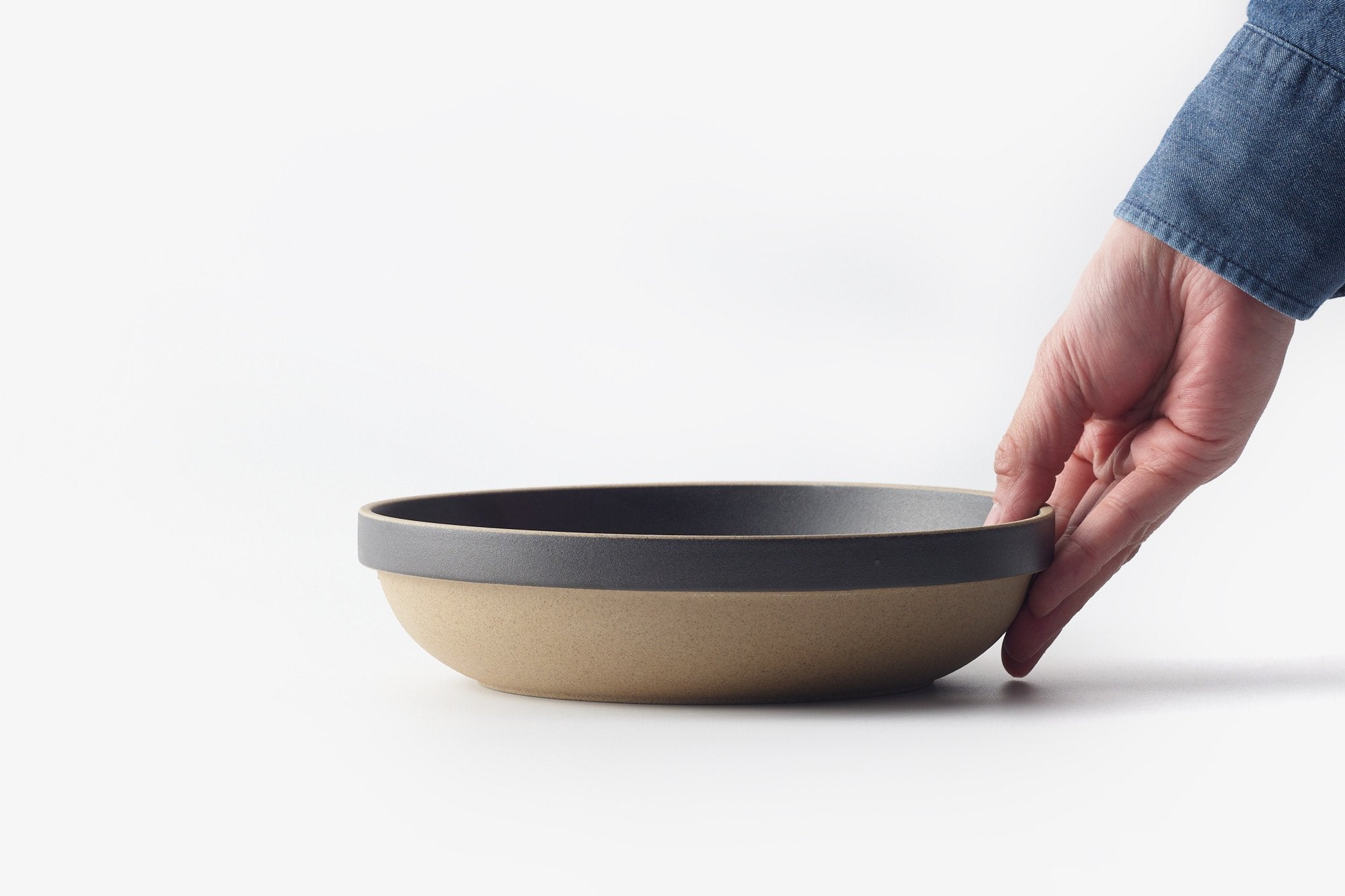 乙なもの】ボウル ラウンド 22cm｜HASAMI PORCELAIN ハサミポーセリン