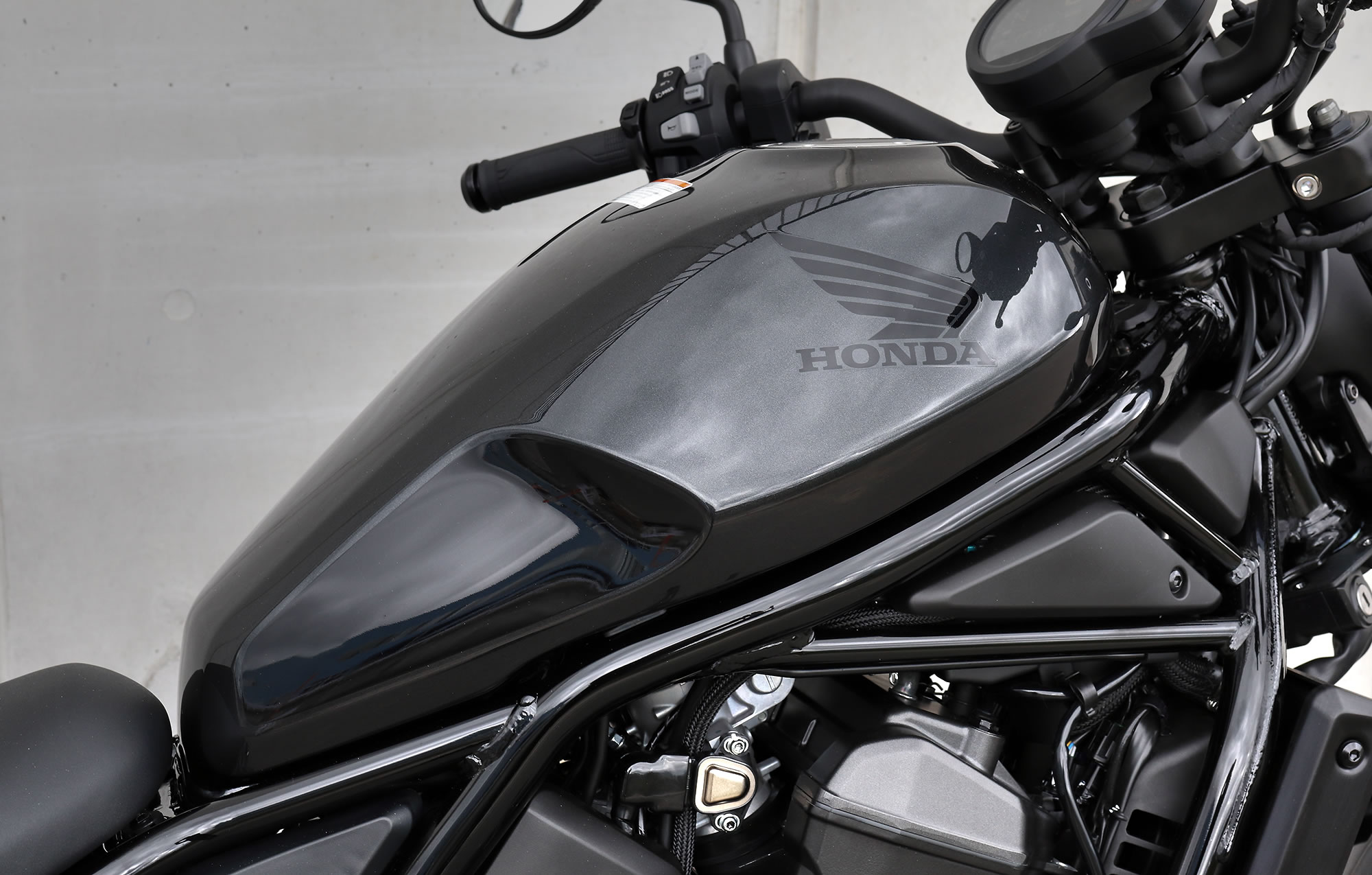 ホンダ レブル1100 タンク 【公式通販】