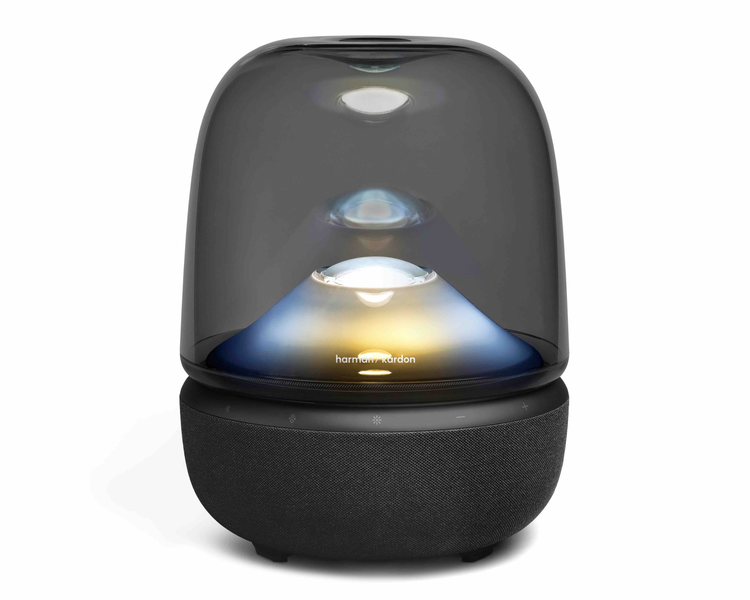 ハーマンカードンの新作スピーカーで上質なサウンドと幻想的な空間も