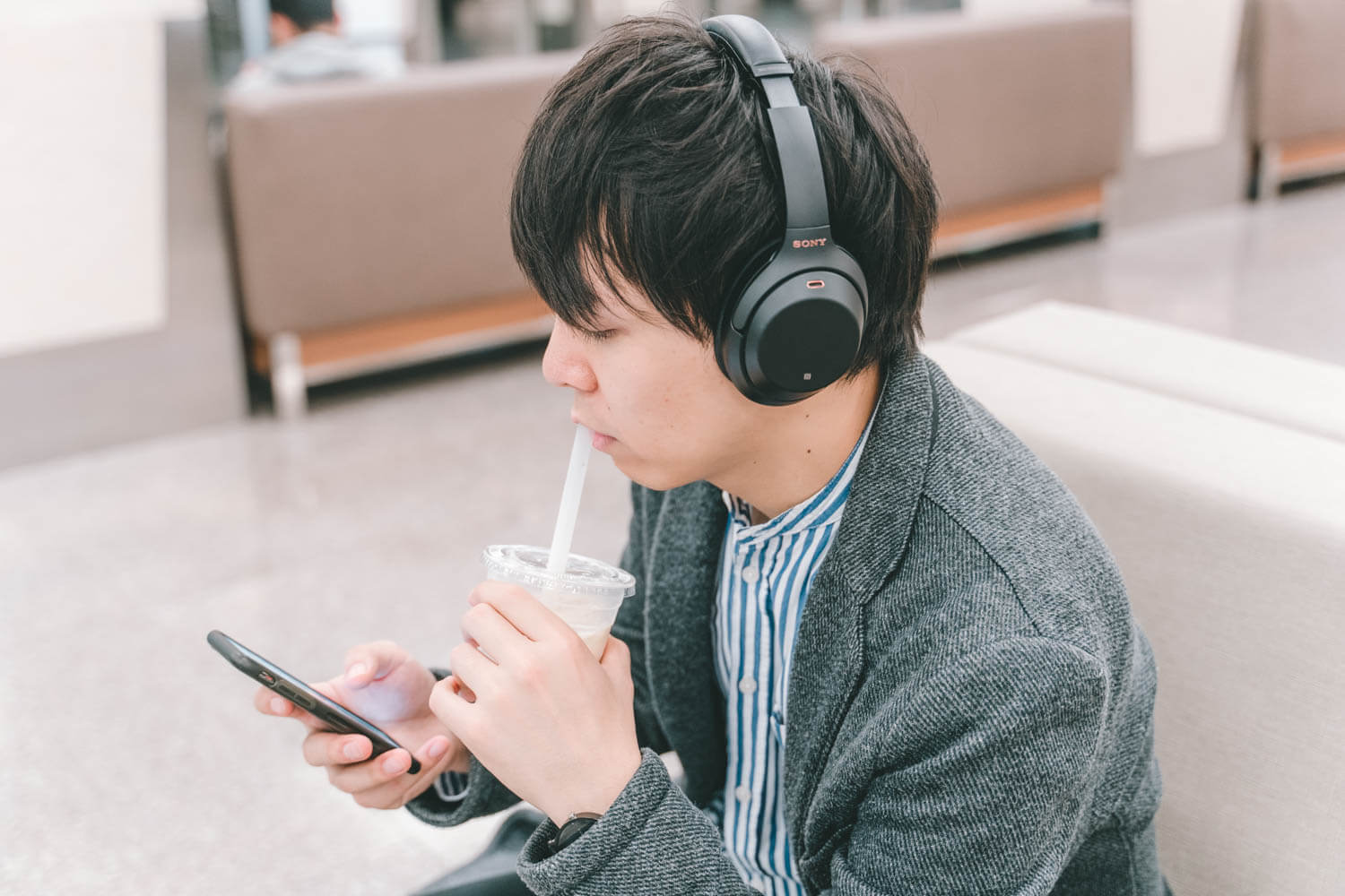 SONY「WH-1000XM3」レビュー！ 装着感も音質も最高のノイズキャンセ