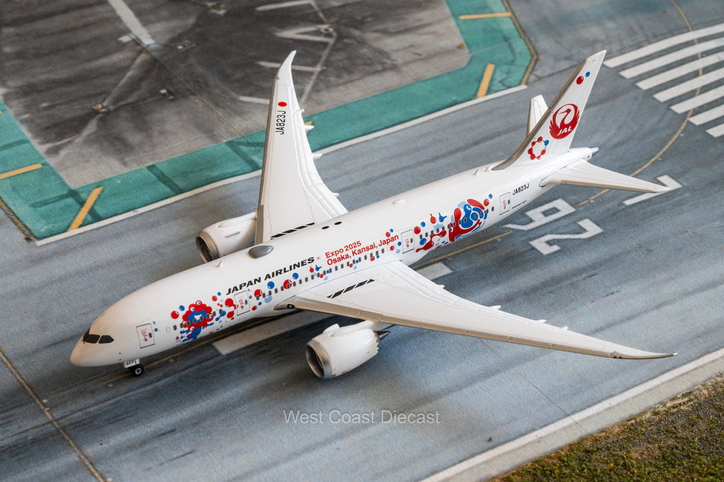 Phoenix Models Japan Airlines Boeing 787-8 Dreamliner “MyakuMyaku