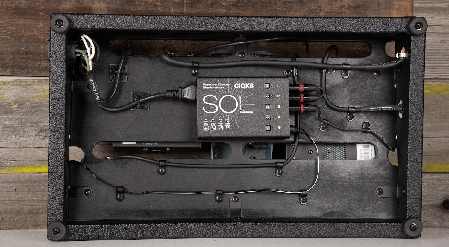 値下‼️CIOKS DC7 quadcortex current doubler付 Neural DSP Quad